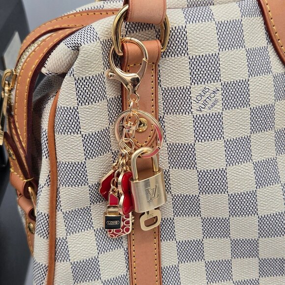 Authentic Louis Vuitton Lock & Key with Unbranded Bagcharm, Keychain 121525 - Picture 3 of 8